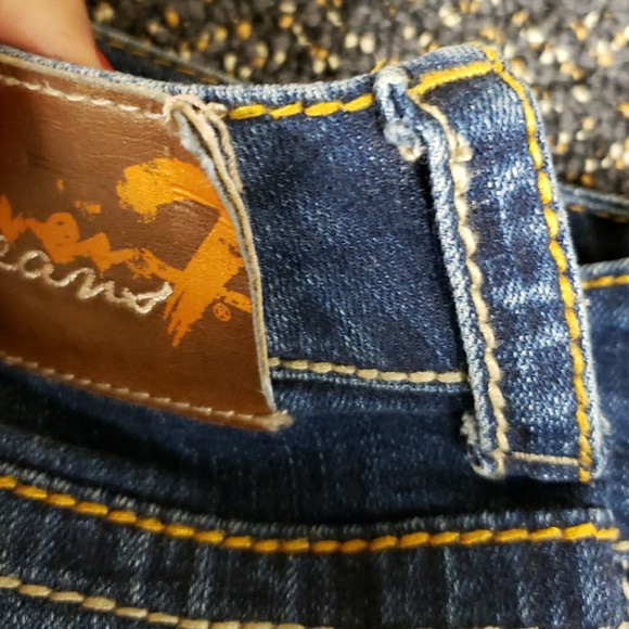 Seven7 Distressed Jeans - Picture 7 of 8